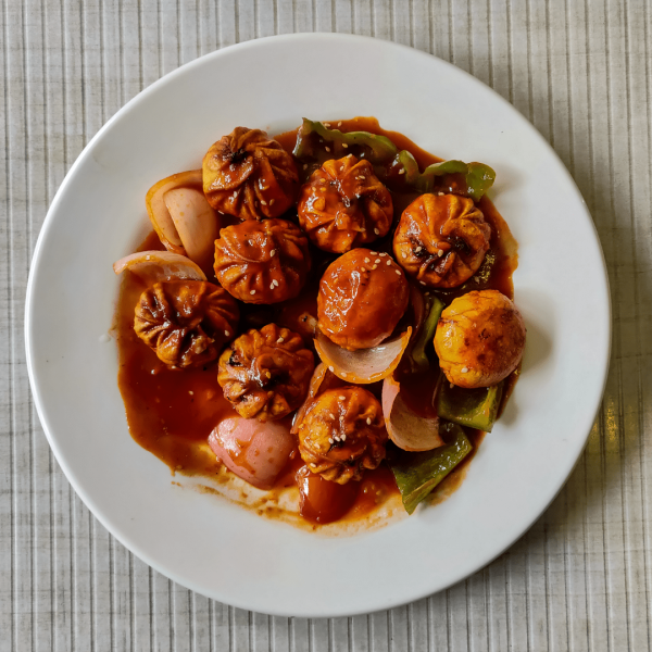 Veg Momos (10 PCS)